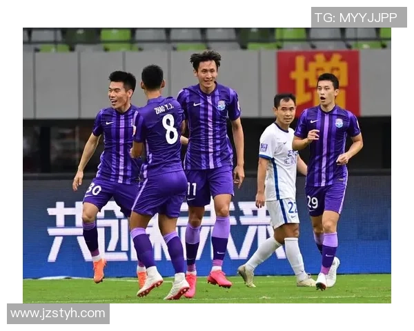 津门虎主场迎战沧州雄狮双方誓夺关键三分鏖战津门绿茵场 津门虎主场迎战沧州雄狮双方誓夺关键三分鏖战津门绿茵场